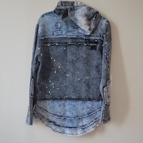 Stylish Blue Denim-Look Hoodie - Picture 8 of 12